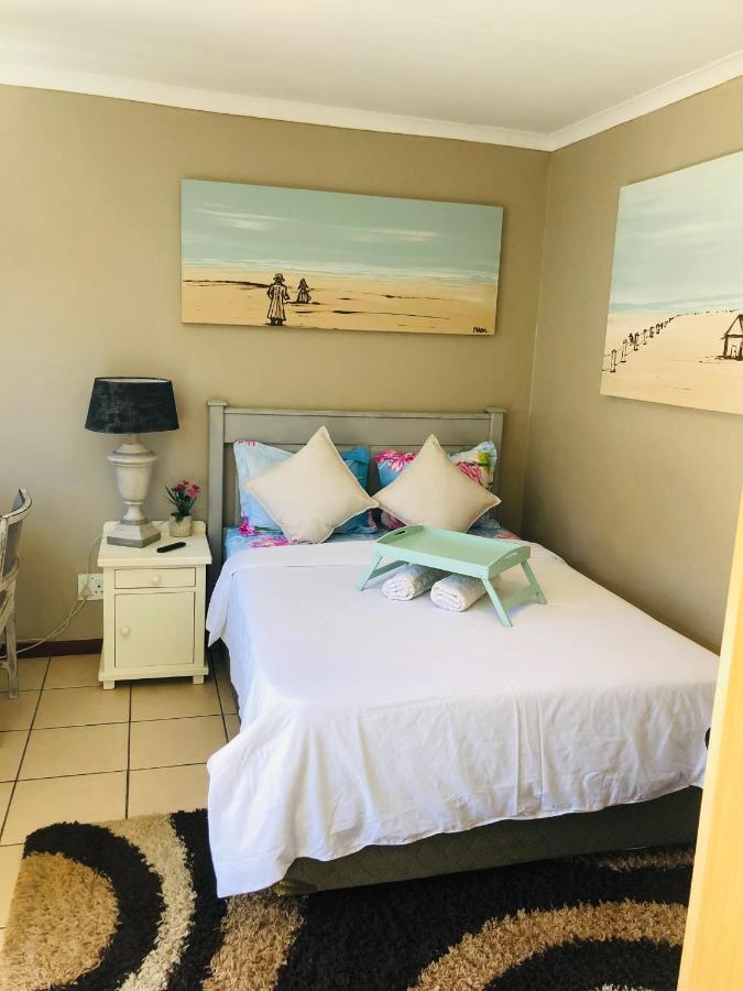 Cozy Guest Suite With Private Access Roodepoort Exteriör bild